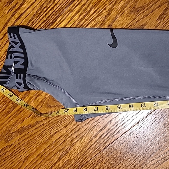 Nike Compression Pants - Girls XL - Picture 7 of 8